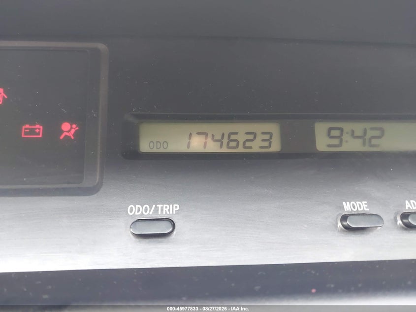 2004 TOYOTA AVALON auction photo 7
