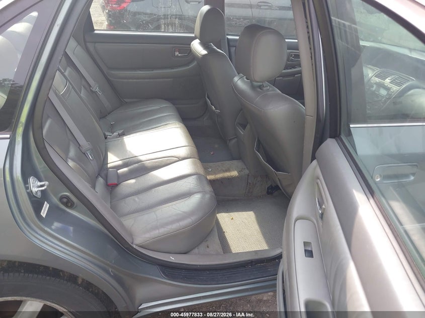 2004 TOYOTA AVALON auction photo 8