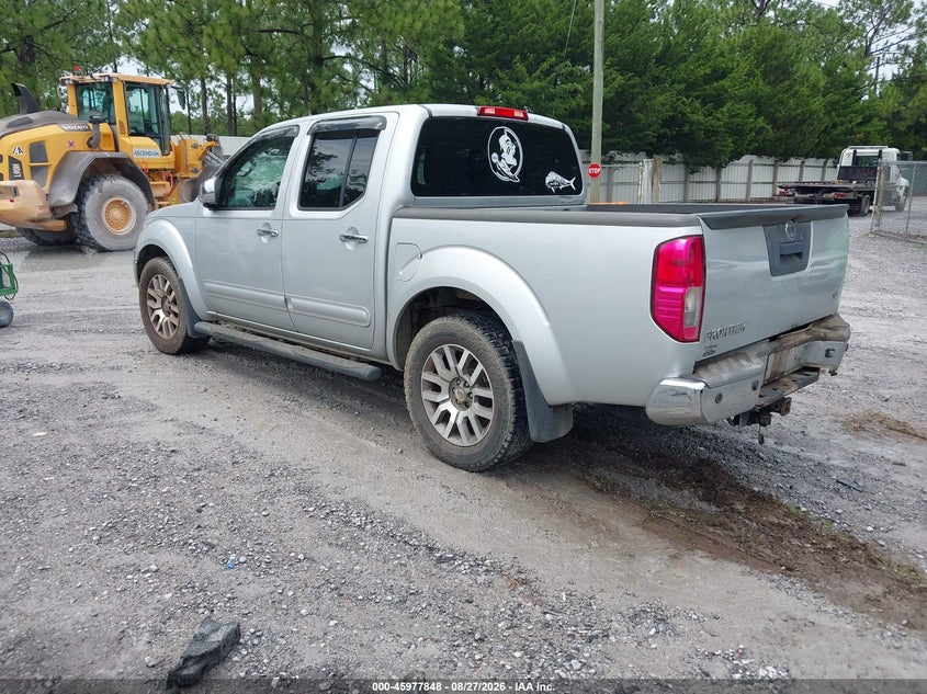 2013 NISSAN FRONTIER auction photo 3