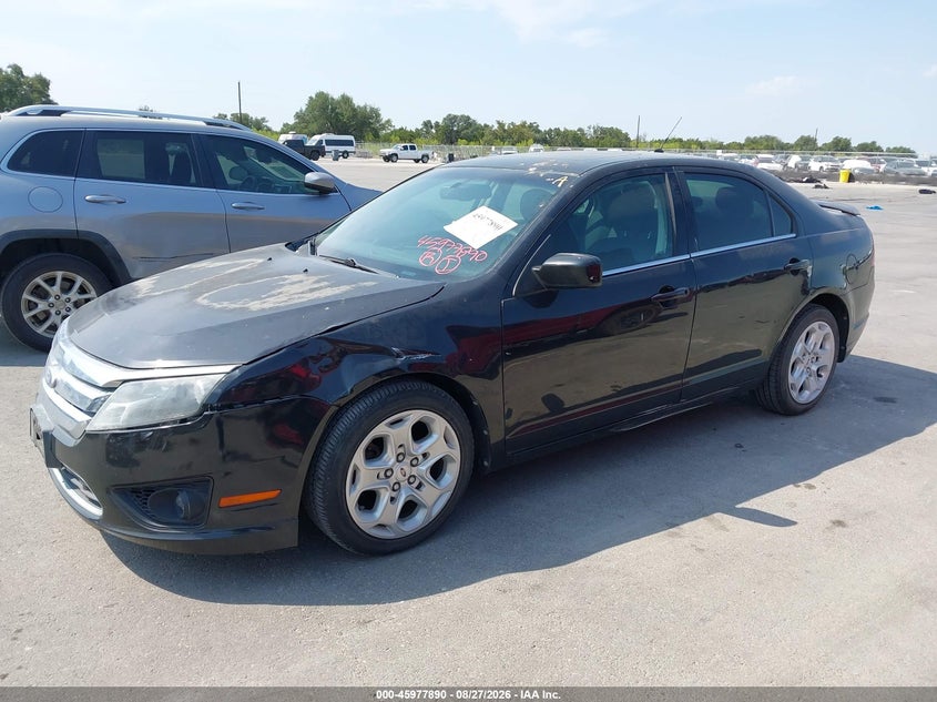 2011 Ford Fusion, Left Front, IAAI, VIN 3FAHP0HAXBR154882 — photo 2