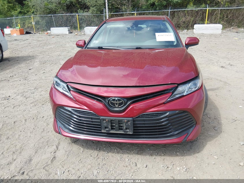 TOYOTA CAMRY - zdjęcie 12