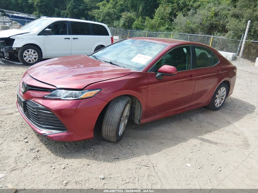 TOYOTA CAMRY - zdjęcie 2