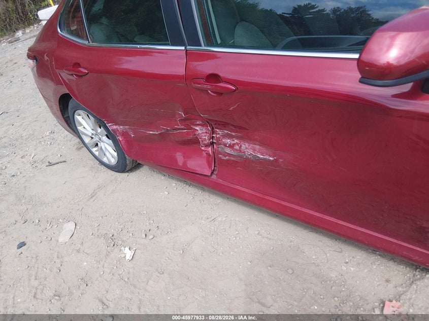 TOYOTA CAMRY - zdjęcie 6