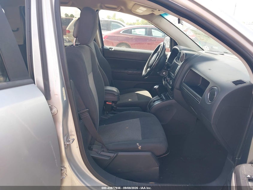 2011 JEEP COMPASS auction photo 5