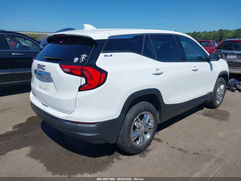 2020 GMC TERRAIN auction photo 4