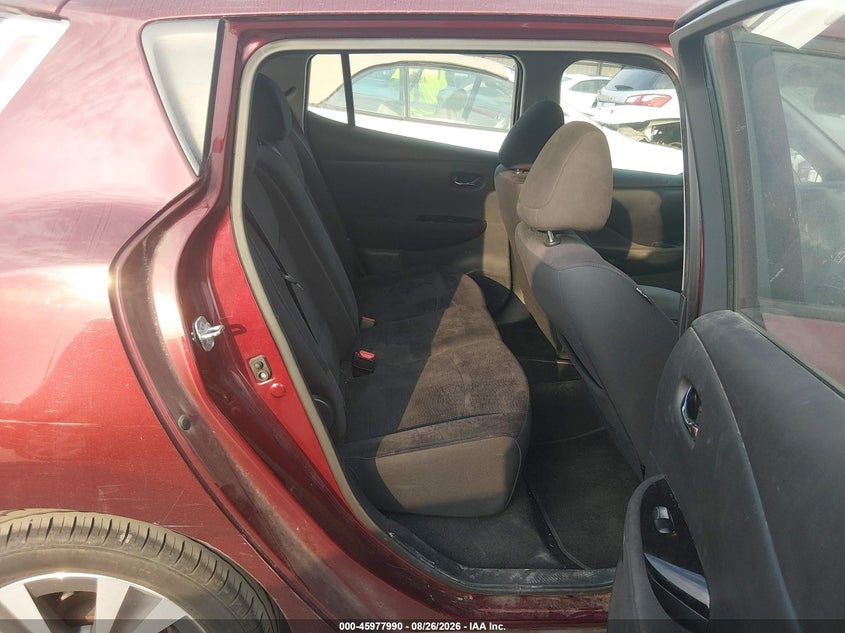 2016 NISSAN LEAF auction photo 8