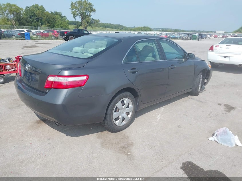 2009 TOYOTA CAMRY auction photo 4