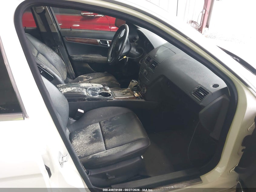MERCEDES-BENZ C 300 2009 VIN WDDGF81X99R060252