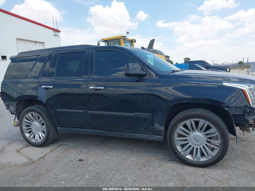 CADILLAC ESCALADE - zdjęcie 13