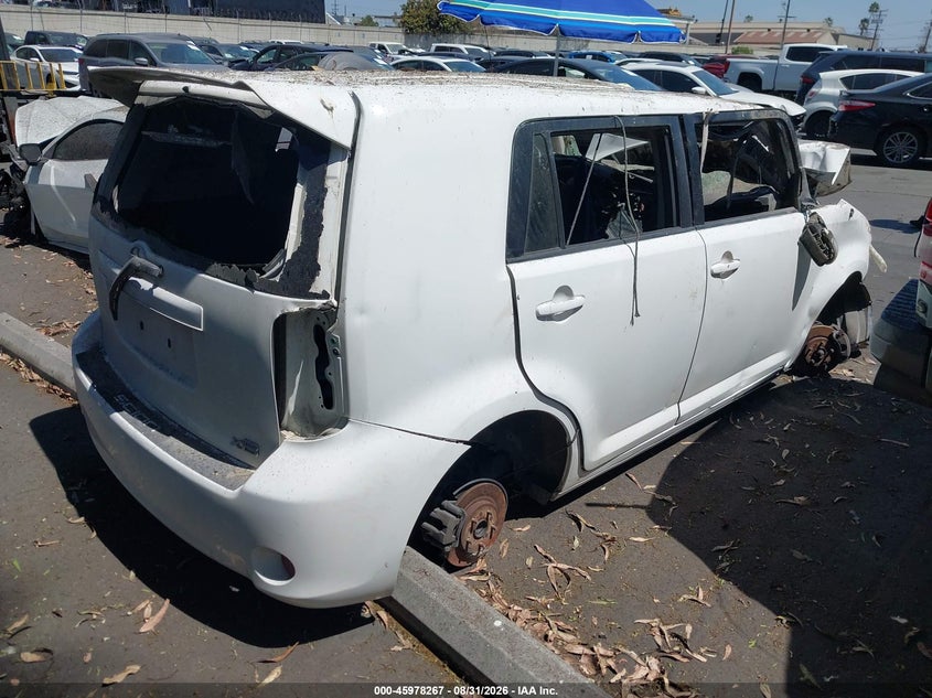 Vin: jtlze4fe8cj021426, lot: 46477507, scion xb 20124
