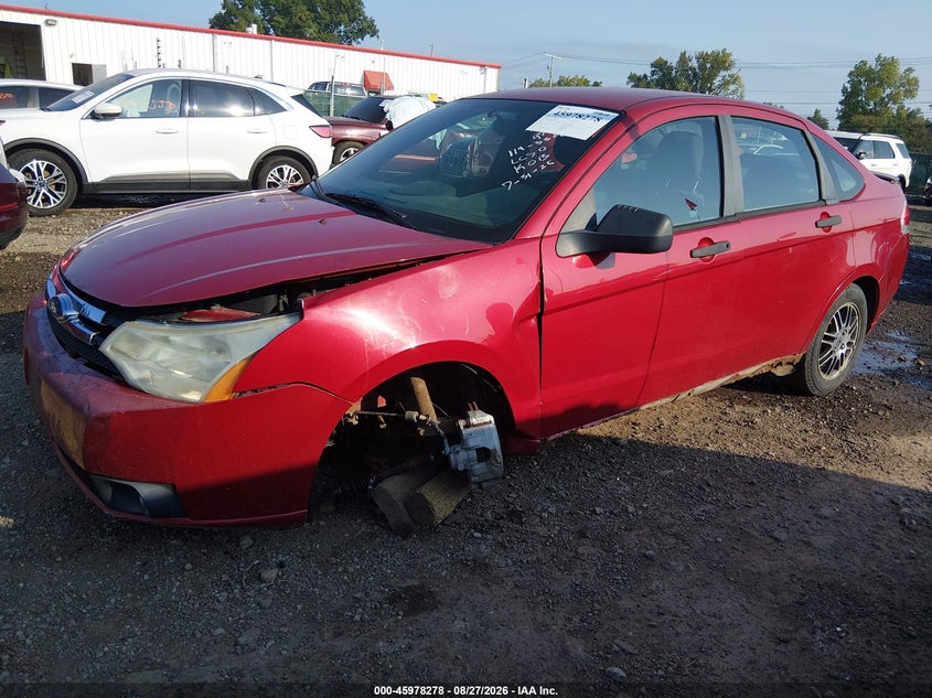 2010 Ford Focus, Front End, IAAI, VIN 1FAHP3FN3AW116364 — photo 2