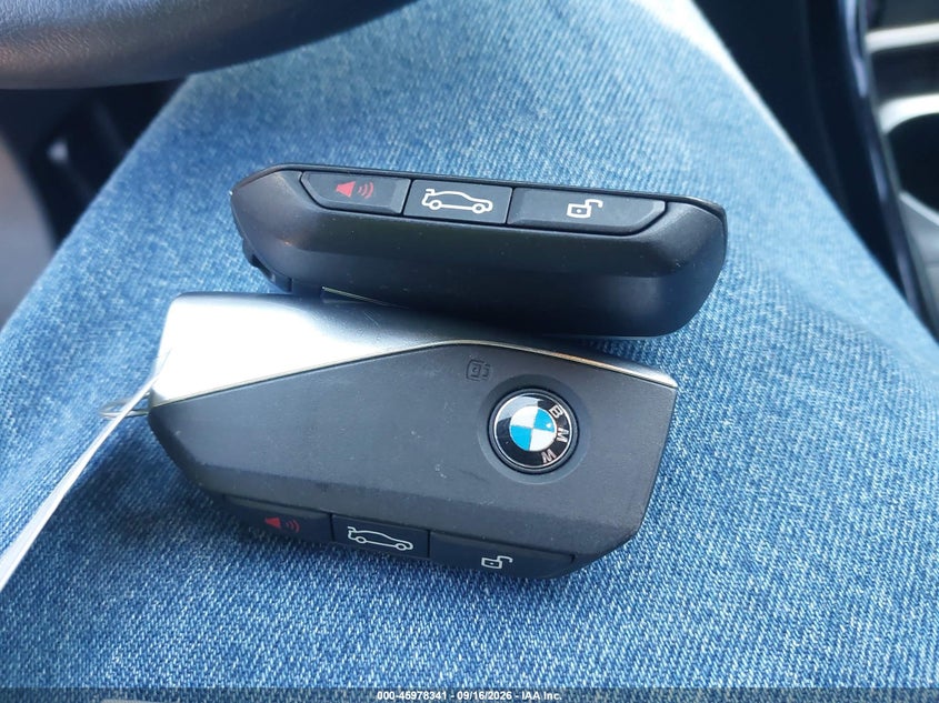 BMW X1 - zdjęcie 11