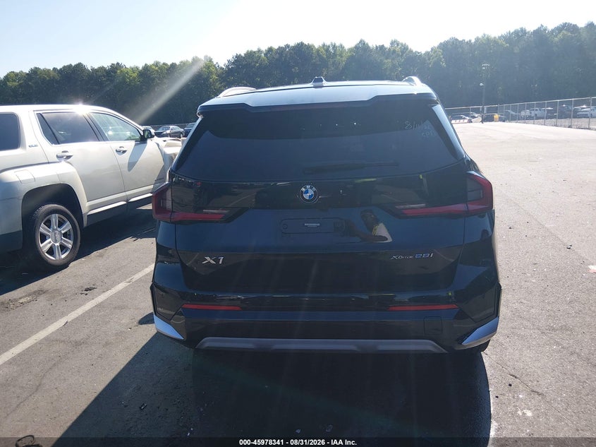 BMW X1 - zdjęcie 16
