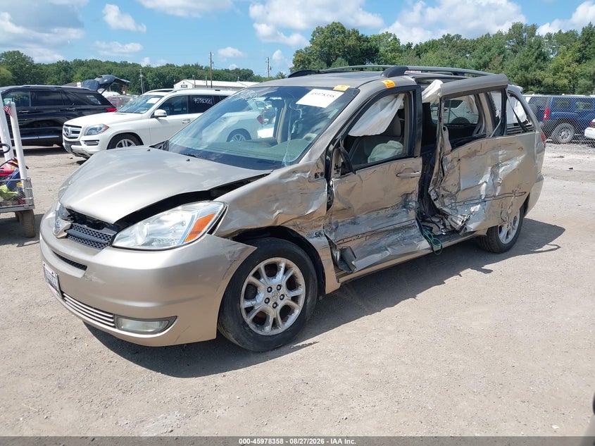 2005 Toyota Sienna, Left Side, IAAI, VIN 5TDZA22C55S286441 — photo 2