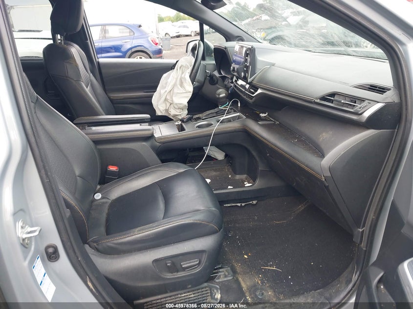 TOYOTA SIENNA - zdjęcie 5
