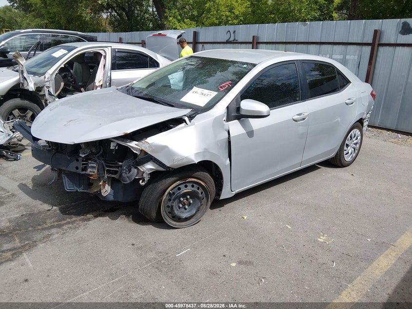 2017 Toyota Corolla, Front End, IAAI, VIN 5YFBURHE9HP723008 — photo 2