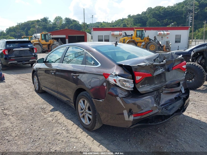 2015 HYUNDAI SONATA auction photo 3