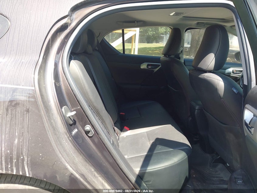 2012 LEXUS CT 200H auction photo 8