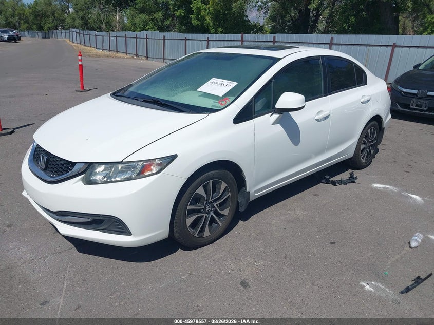 2013 Honda Civic, Interior Burn, IAAI, VIN 19XFB2F85DE067168 — фото 2