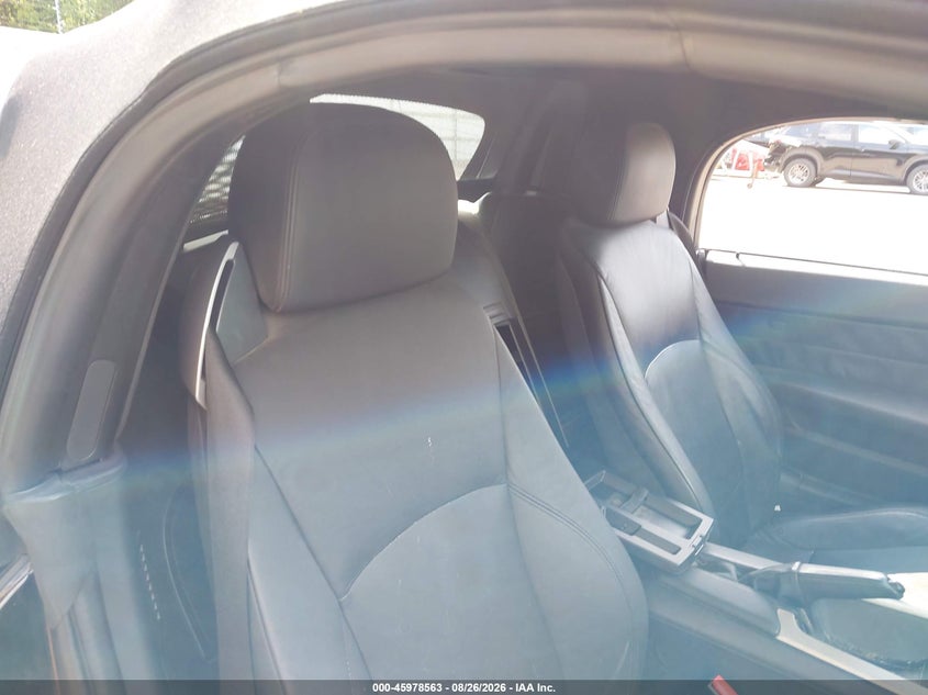 BMW Z4 2005 VIN 4USBT53575LT27824