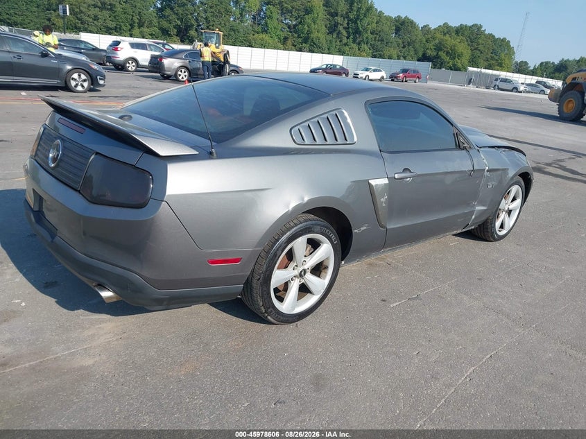 2010 FORD MUSTANG auction photo 4