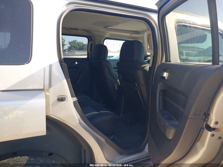 2009 HUMMER H3 SUV auction photo 7