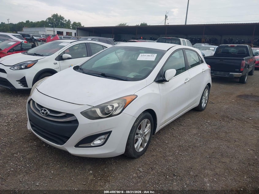 2015 Hyundai Elantra Gt, Normal Wear & Tear, IAAI, VIN KMHD35LH6FU237564 — photo 2
