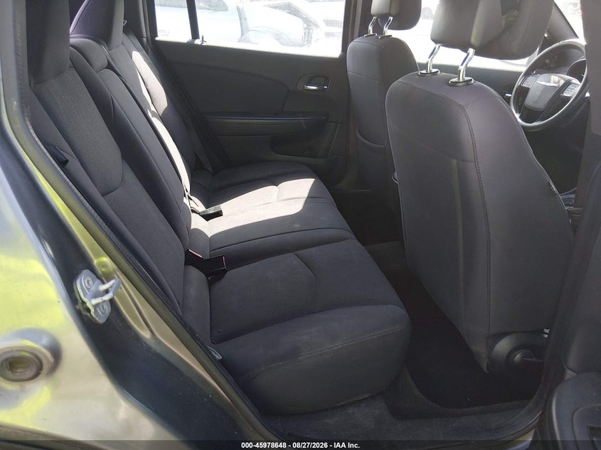 CHRYSLER 200 2012 VIN 1C3CCBAB7CN262125