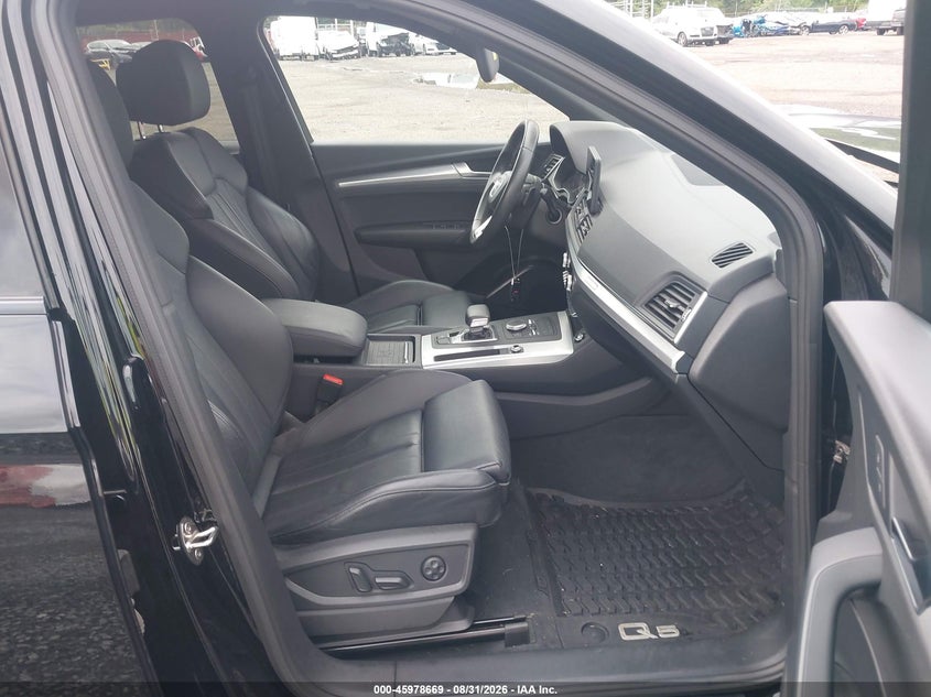 AUDI Q5 - zdjęcie 5