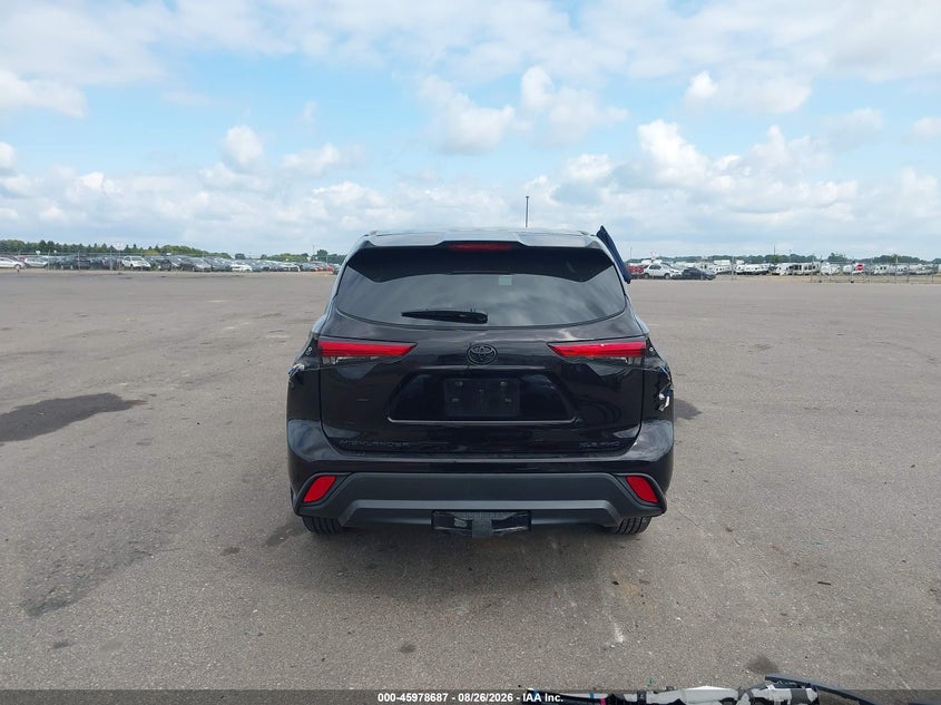 TOYOTA HIGHLANDER - zdjęcie 17