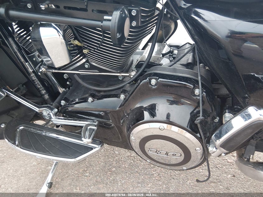 HARLEY-DAVIDSON FLHXSE 2015