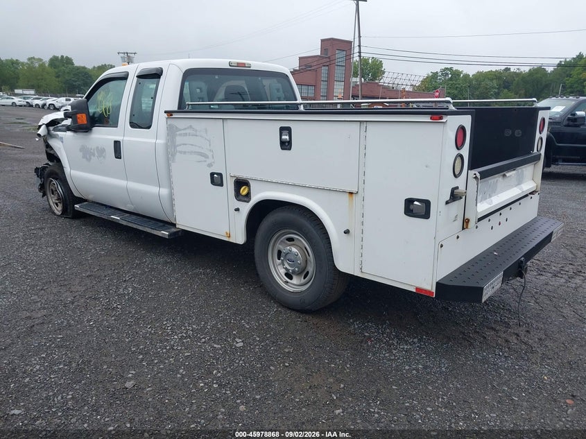 2016 FORD F-250 auction photo 3