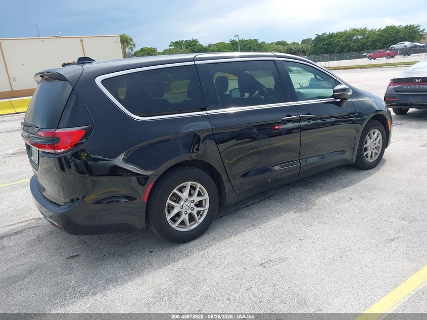 Фото 4 - CHRYSLER PACIFICA