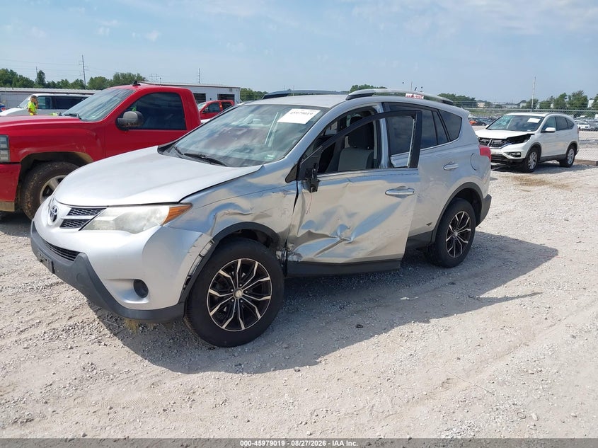 2014 Toyota RAV 4, Left Front, IAAI, VIN JTMZFREV1EJ008253 — photo 2