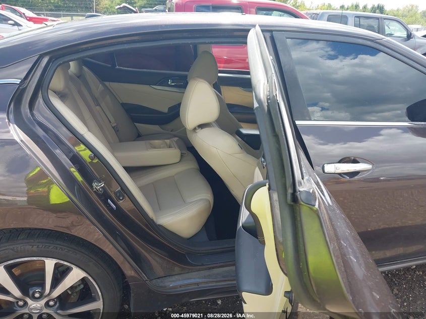2016 NISSAN MAXIMA auction photo 8