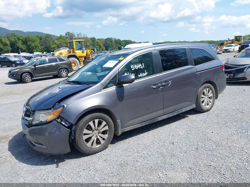2016 Honda Odyssey, Biohazard, IAAI, VIN 5FNRL5H65GB017974 — photo 2