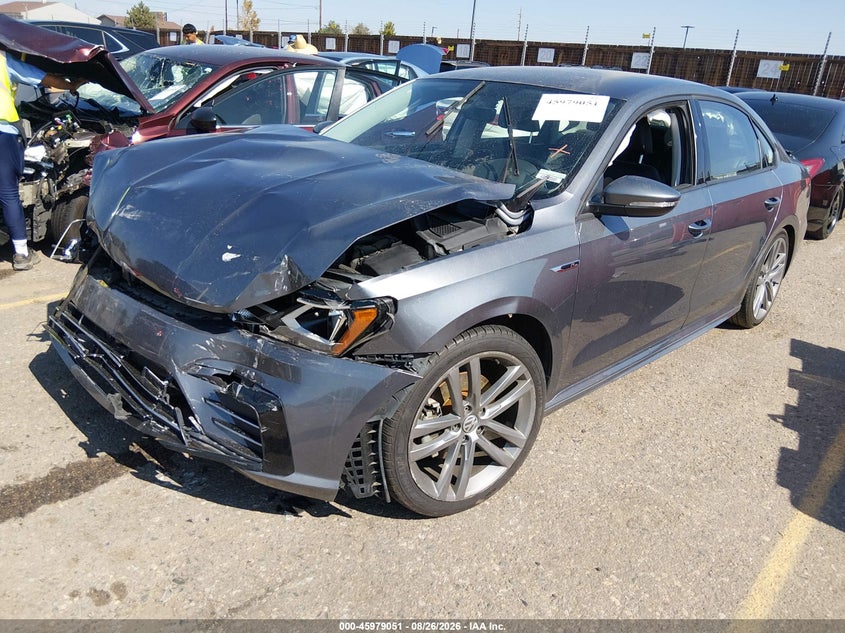 2018 Volkswagen Passat 2.0T R-Line/2.0T S, Front End, IAAI, VIN 1VWAA7A39JC052310 — photo 2