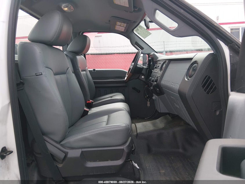 2016 FORD F-350 CHASSIS auction photo 5