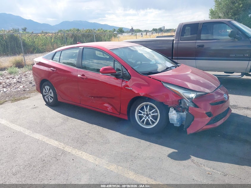 2016 TOYOTA PRIUS auction photo 1