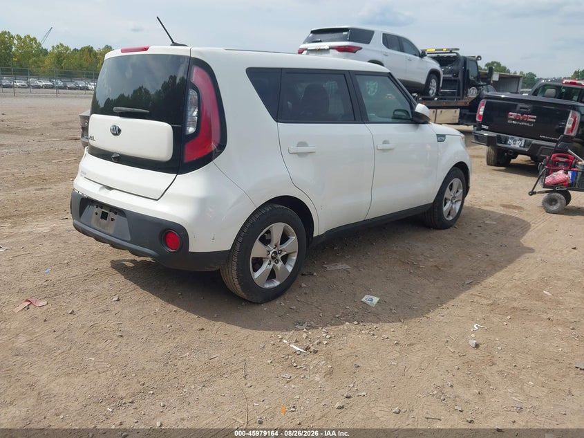 2019 KIA SOUL auction photo 4