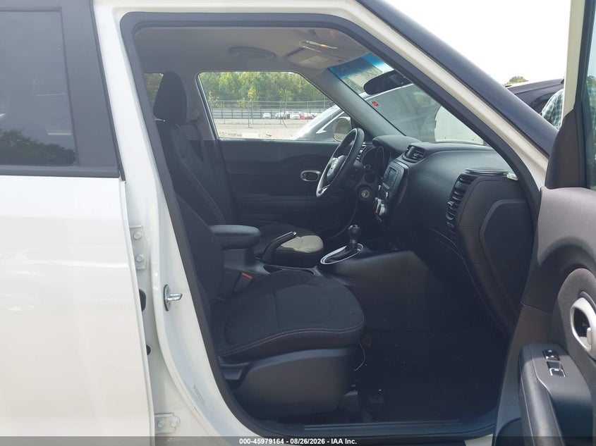 2019 KIA SOUL auction photo 5