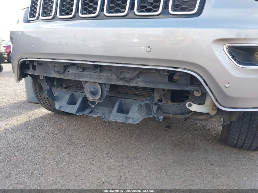JEEP GRAND CHEROKEE - zdjęcie 18