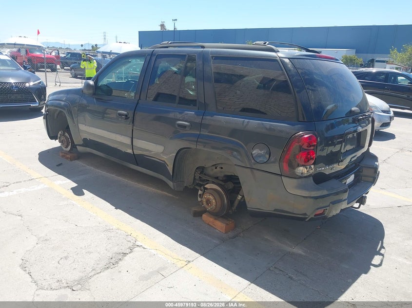 CHEVROLET TRAILBLAZER 2005 VIN 1GNDT13S652103339