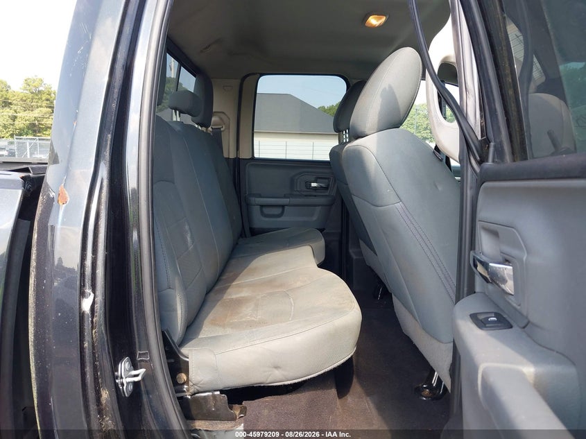 2018 RAM 1500 auction photo 8