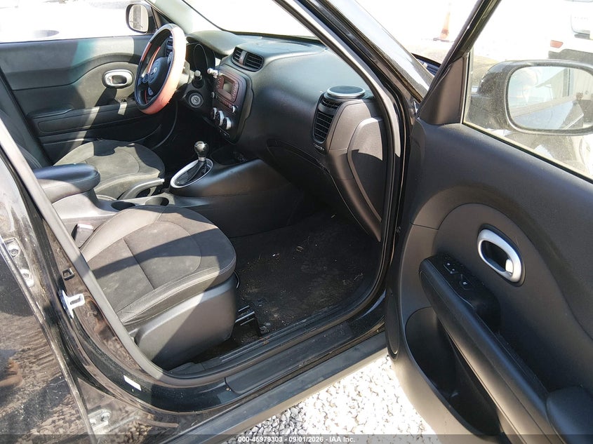 2014 KIA SOUL auction photo 5