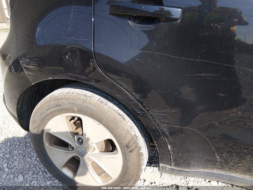 2014 KIA SOUL auction photo 6