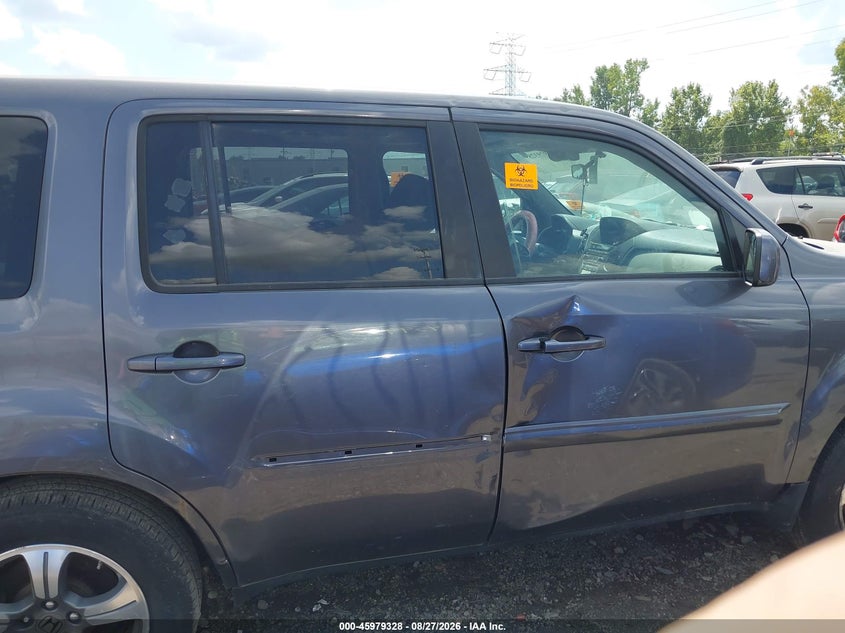 2015 HONDA PILOT auction photo 8