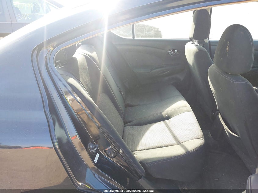 2015 NISSAN VERSA auction photo 8