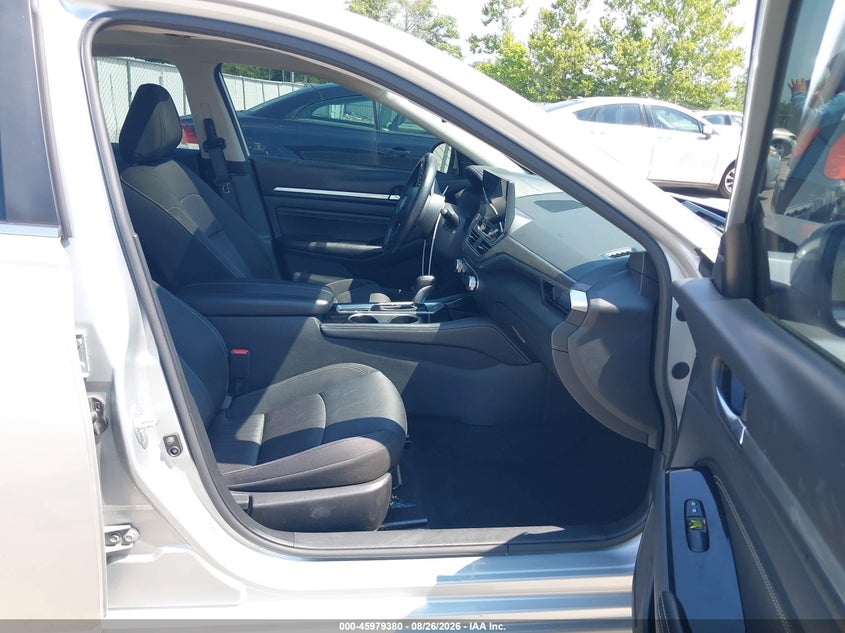 2023 Nissan Altima, Rear, IAAI, VIN 1N4BL4DV6PN337322 — photo 2