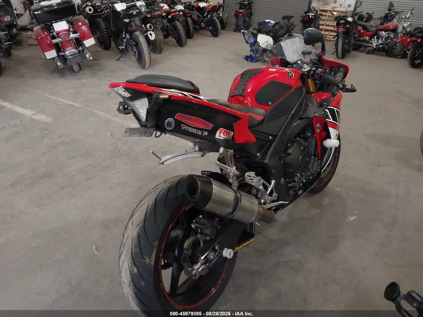 YAMAHA YZFR1 2009